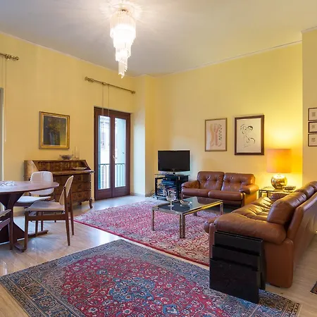 Apartment Palazzo Fratta *